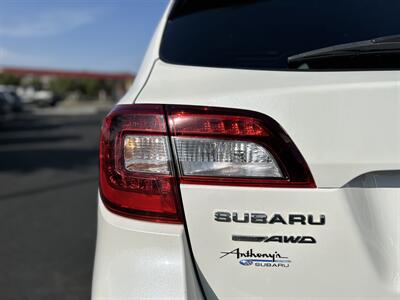 2015 Subaru Outback 2.5i Limited Package   - Photo 10 - Edmonton, AB T5L 4H5