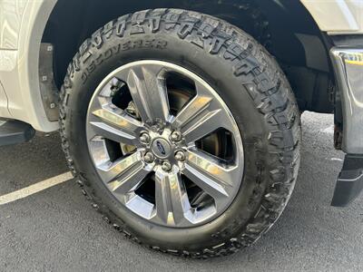 2019 Ford F-150 Lariat   - Photo 11 - Edmonton, AB T5L 4H5