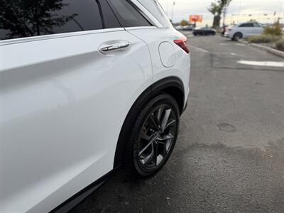 2019 INFINITI QX50 Essential - Photo 11 - Edmonton, AB T5L 4H5