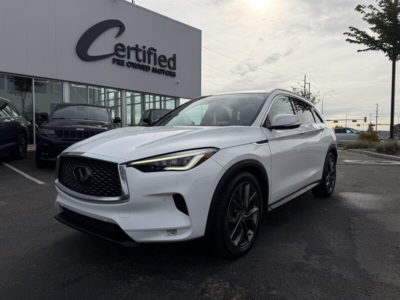 2019 INFINITI QX50 Essential   - Photo 1 - Edmonton, AB T5L 4H5