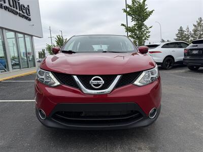 2017 Nissan Rogue Sport SV   - Photo 2 - Edmonton, AB T5L 4H5