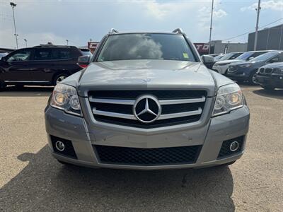 2010 Mercedes-Benz GLK 350 4MATIC | FULLY SERVICED | HEATED LEATHER SEATS   - Photo 2 - Edmonton, AB T5S 1R1