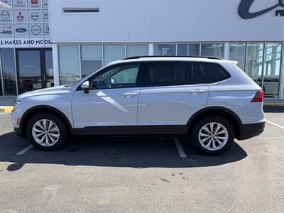 2018 Volkswagen Tiguan Trendline 4Motion   - Photo 8 - Edmonton, AB T5L 4H5