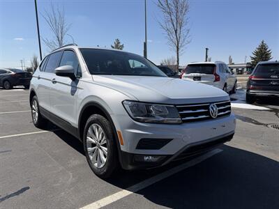 2018 Volkswagen Tiguan Trendline 4Motion   - Photo 3 - Edmonton, AB T5L 4H5