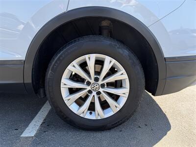 2018 Volkswagen Tiguan Trendline 4Motion   - Photo 21 - Edmonton, AB T5L 4H5