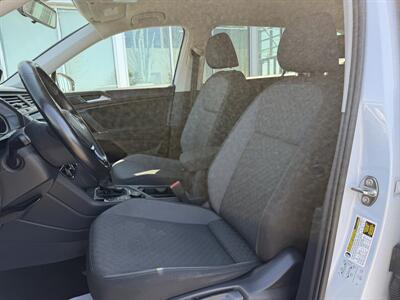 2018 Volkswagen Tiguan Trendline 4Motion   - Photo 9 - Edmonton, AB T5L 4H5