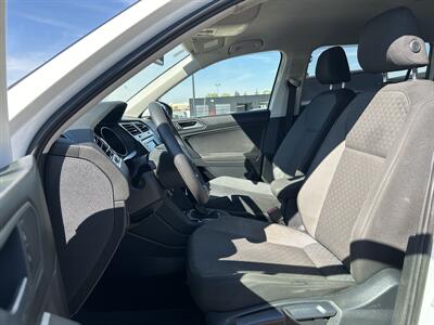 2019 Volkswagen Tiguan Trendline 4Motion   - Photo 10 - Edmonton, AB T5S 1R1