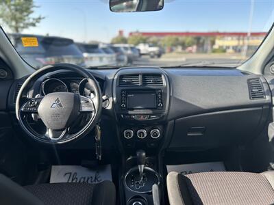 2017 Mitsubishi RVR SE LTD AWC   - Photo 9 - Edmonton, AB T5L 4H5