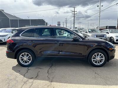 2016 Porsche Cayenne AWD | SUNROOF | SUMMER AND WINTER RIMS AND TIRES   - Photo 4 - Edmonton, AB T5S 1R1