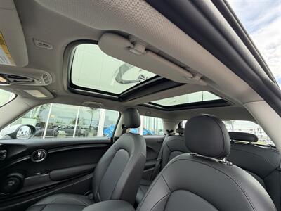 2019 MINI Hardtop 2 Door Cooper - Photo 29 - Edmonton, AB T5L 4H5