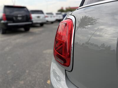 2019 MINI Hardtop 2 Door Cooper - Photo 12 - Edmonton, AB T5L 4H5