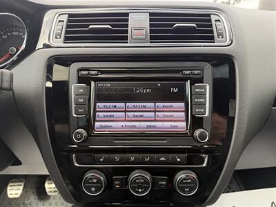 2015 Volkswagen Jetta GLI   - Photo 17 - Edmonton, AB T5L 4H5