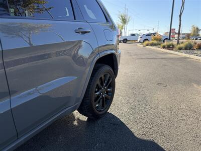 2022 Jeep Grand Cherokee WK Laredo X - Photo 10 - Edmonton, AB T5L 4H5