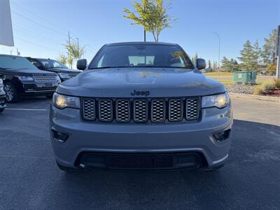 2022 Jeep Grand Cherokee WK Laredo X - Photo 2 - Edmonton, AB T5L 4H5