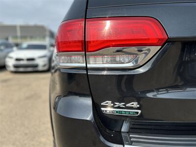 2014 Jeep Grand Cherokee Overland   - Photo 11 - Edmonton, AB T5S 1R1