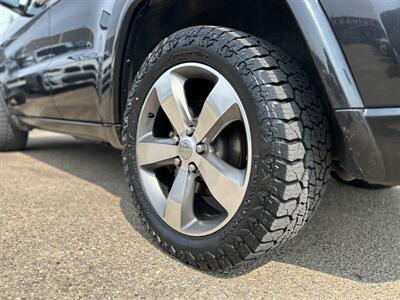 2014 Jeep Grand Cherokee Overland   - Photo 10 - Edmonton, AB T5S 1R1