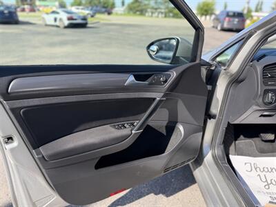 2018 Volkswagen Golf TSI S - Photo 17 - Edmonton, AB T5L 4H5