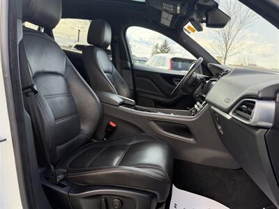 2017 Jaguar F-PACE 35t Prestige   - Photo 18 - Edmonton, AB T5L 4H5