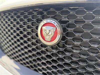 2017 Jaguar F-PACE 35t Prestige   - Photo 20 - Edmonton, AB T5L 4H5