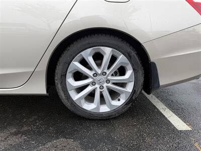 2013 Honda Accord Touring V6 - Photo 9 - Edmonton, AB T5L 4H5