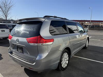 2013 Toyota Sienna LE 7-Passenger   - Photo 5 - Edmonton, AB T5L 4H5