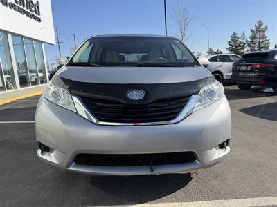 2013 Toyota Sienna LE 7-Passenger   - Photo 2 - Edmonton, AB T5L 4H5