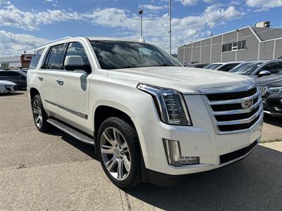 2015 Cadillac Escalade Luxury | LOADED | CAPTAIN SEATS |   - Photo 3 - Edmonton, AB T5S 1R1