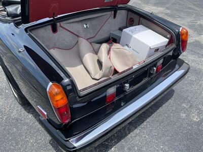 1988 Rolls-Royce Corniche II   - Photo 18 - Hallandale, FL 33009