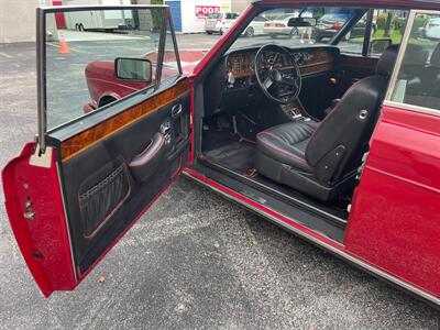 1986 Rolls-Royce Corniche II   - Photo 18 - Hallandale, FL 33009