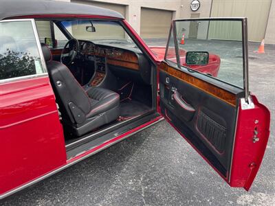 1986 Rolls-Royce Corniche II   - Photo 4 - Hallandale, FL 33009