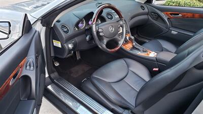 2007 Mercedes-Benz SL 550   - Photo 12 - Hallandale, FL 33009