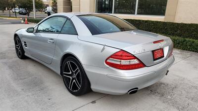 2007 Mercedes-Benz SL 550   - Photo 24 - Hallandale, FL 33009