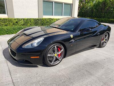 2014 Ferrari California   - Photo 26 - Hallandale, FL 33009