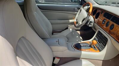 2000 Jaguar XK8   - Photo 6 - Hallandale, FL 33009