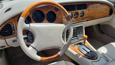 2000 Jaguar XK8   - Photo 11 - Hallandale, FL 33009