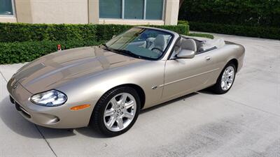 2000 Jaguar XK8   - Photo 2 - Hallandale, FL 33009