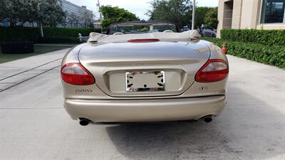 2000 Jaguar XK8   - Photo 17 - Hallandale, FL 33009