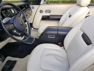 2009 Rolls-Royce Phantom Drophead Coupe   - Photo 12 - Hallandale, FL 33009