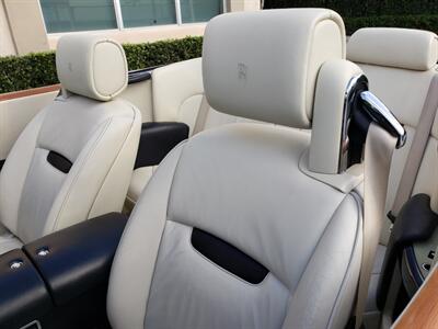 2009 Rolls-Royce Phantom Drophead Coupe   - Photo 11 - Hallandale, FL 33009