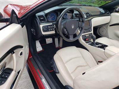 2012 Maserati GranTurismo Sport  ONE OWNER - Photo 15 - Hallandale, FL 33009