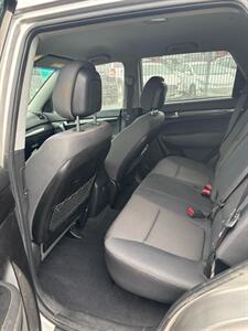 2012 Kia Sorento LX   - Photo 8 - Stockton, CA 95202