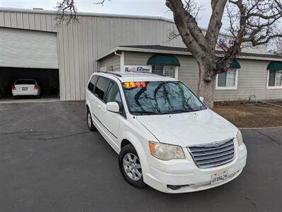 2010 Chrysler Town & Country Touring   - Photo 2 - Redding, CA 96002