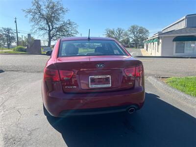 2010 Kia Forte SX   - Photo 6 - Redding, CA 96002