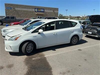 2013 Toyota Prius v - Photo 4 - Lakewood, CA 90715