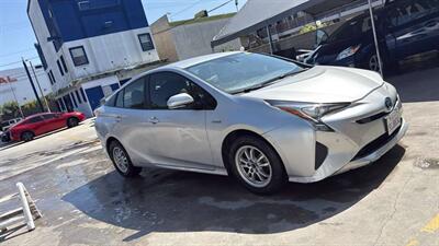2017 Toyota Prius   - Photo 3 - Lakewood, CA 90715
