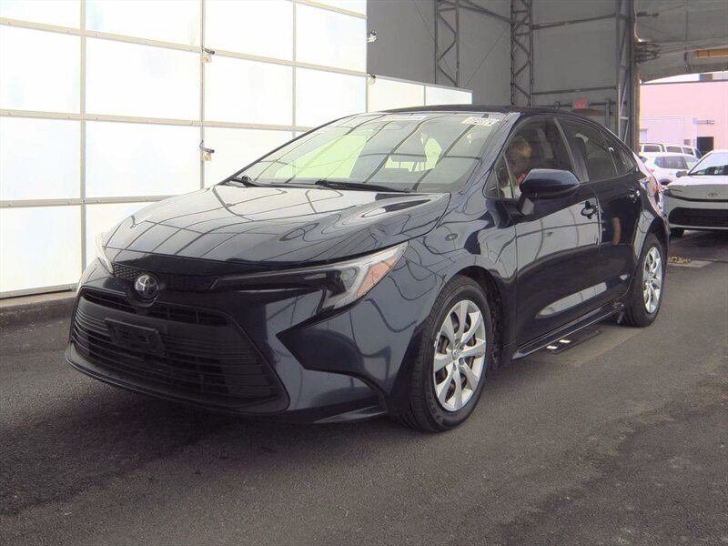 2023 Toyota Corolla Hybrid LE   - Photo 1 - Lakewood, CA 90715