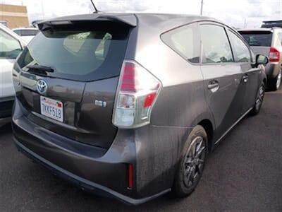 2015 Toyota Prius v   - Photo 3 - Lakewood, CA 90715