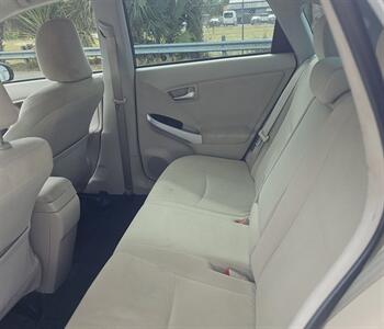 2015 Toyota Prius - Photo 6 - Lakewood, CA 90715