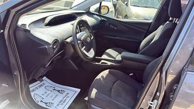 2017 Toyota Prius   - Photo 11 - Lakewood, CA 90715