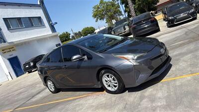 2017 Toyota Prius   - Photo 3 - Lakewood, CA 90715